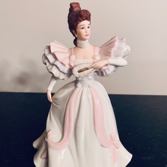 Lenox First Waltz Fine Porcelain Lady Fig…